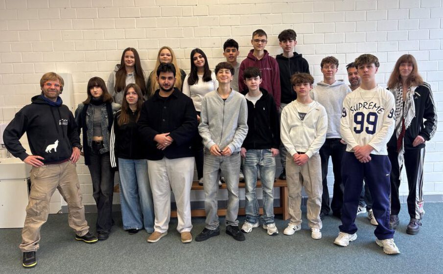 LK der Laborschule Bielefeld tritt im Bunker Ulmenwall auf